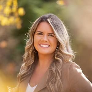 Meet your Posher, Casey